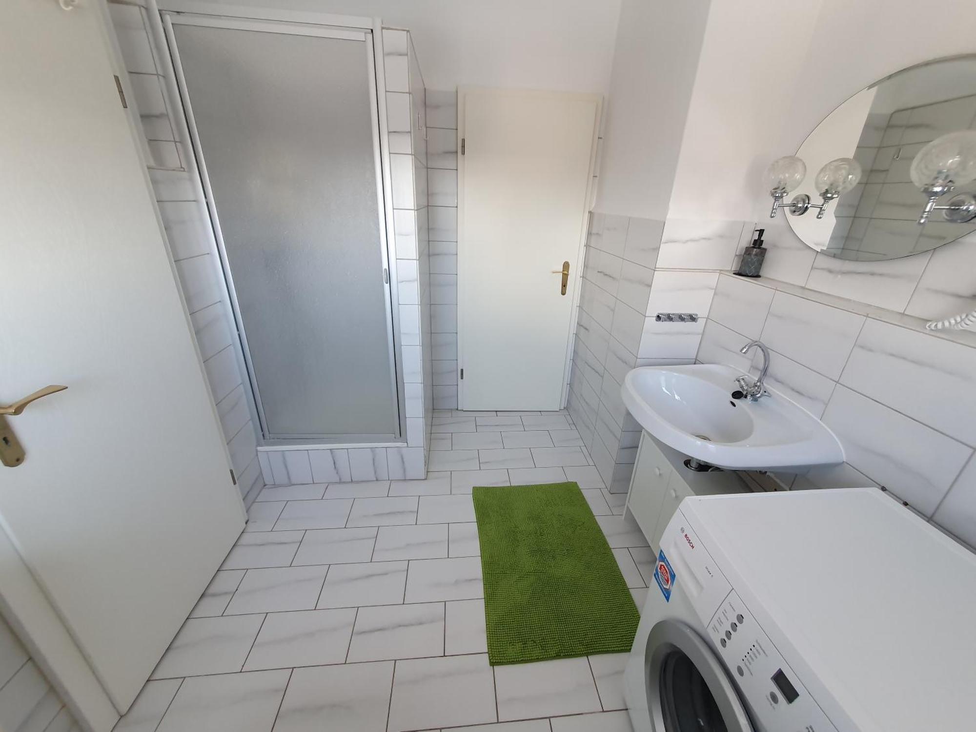 Neumuehler Hof- Ferienwohnung "Thomas" 3 Zimmer,3 Baeder Mit Dusche, Kostenfreie Parkplaetze Vor Dem Haus 슈베린 외부 사진
