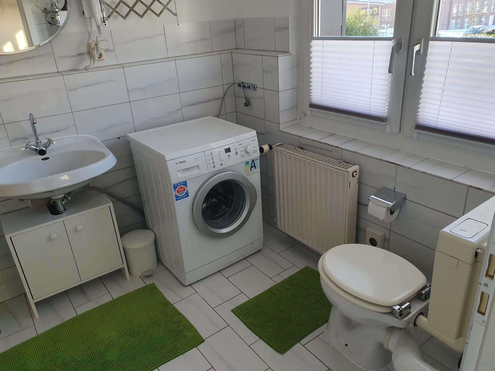 Neumuehler Hof- Ferienwohnung "Thomas" 3 Zimmer,3 Baeder Mit Dusche, Kostenfreie Parkplaetze Vor Dem Haus 슈베린 외부 사진