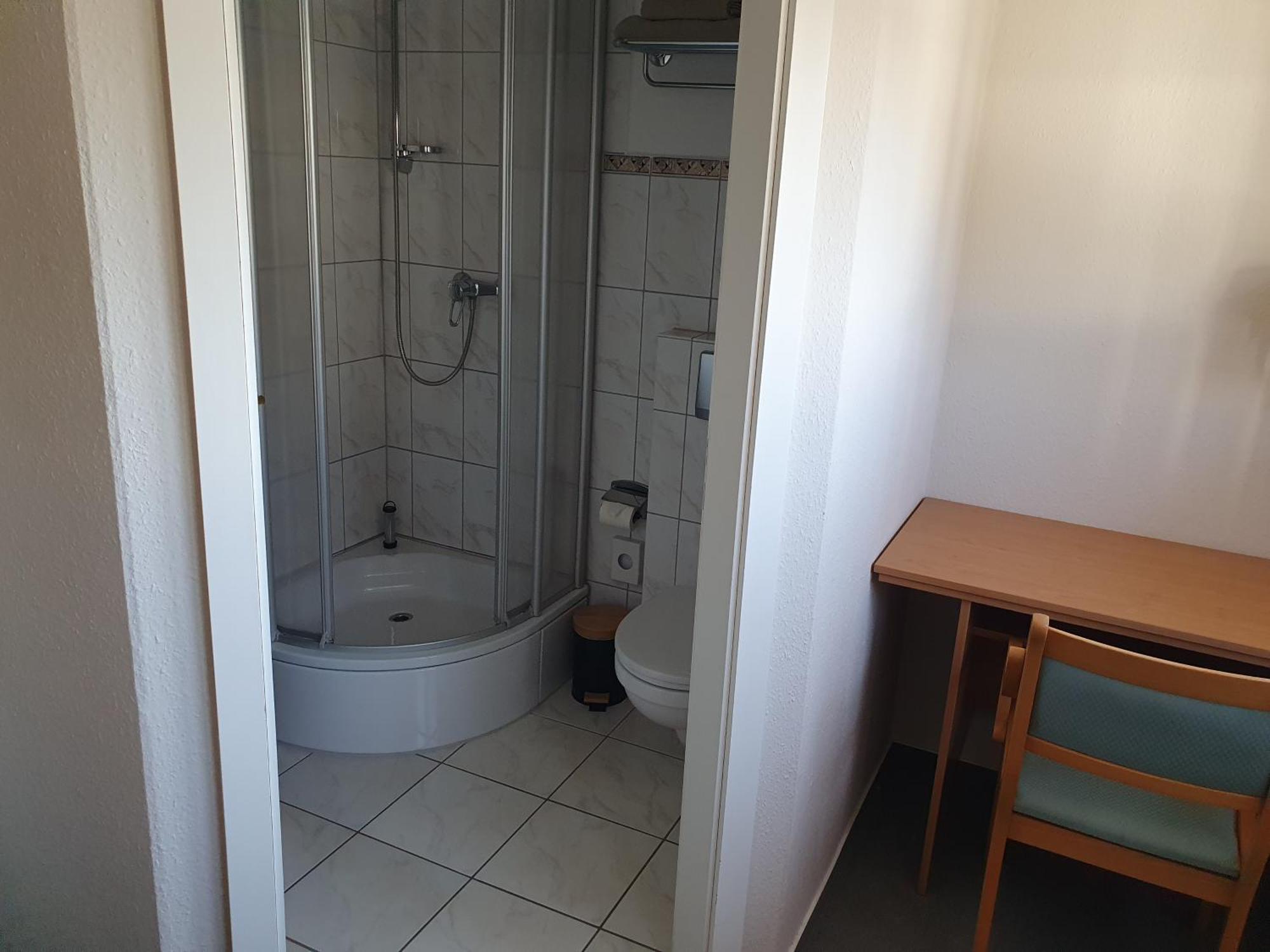 Neumuehler Hof- Ferienwohnung "Thomas" 3 Zimmer,3 Baeder Mit Dusche, Kostenfreie Parkplaetze Vor Dem Haus 슈베린 외부 사진